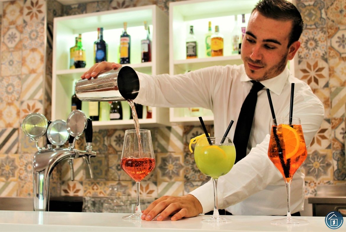 appartamento costa serena Sardegna, servizi bar ristorante